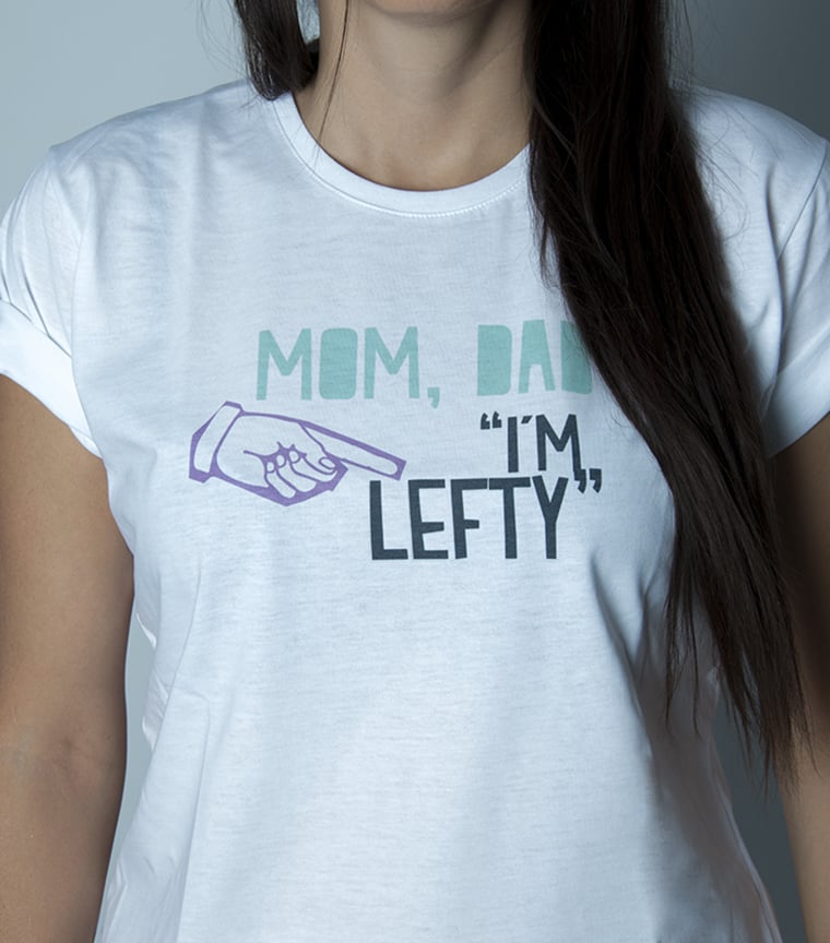 Camiseta Mom, Dad I'm lefty