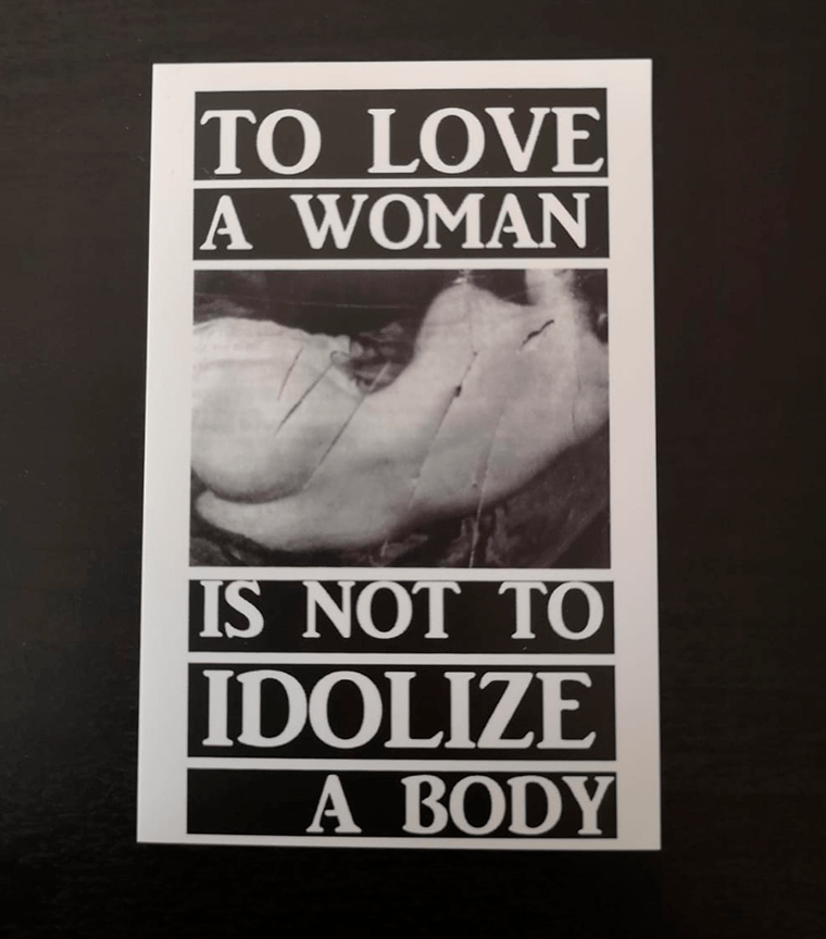 Sticker Love a Body
