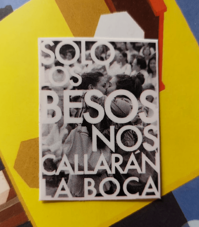 Sticker Besos b&w